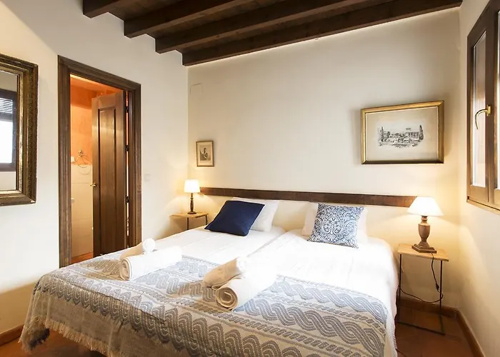 Apartamento Puerta Elvira Centro free parking